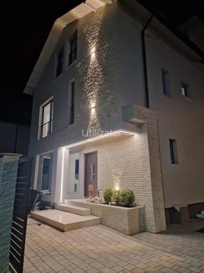 CASĂ DE VÂNZARE  BRAGADIRU