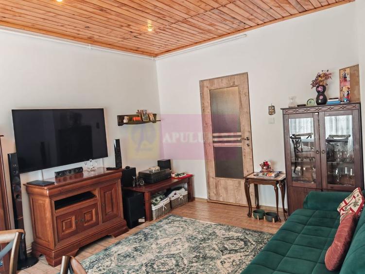 Apartament cu 4 camere de vanzare in Busteni - 1