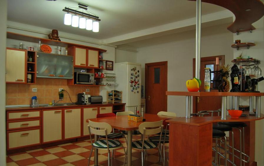 Proprietar inchiriez vila singur curte Mall Vitan S+P+Et.1 - 7