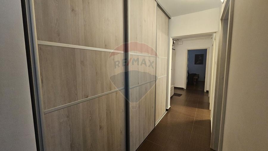 Apartament 3 camere spatios cu balcon inchis | Zona Racadau - 14