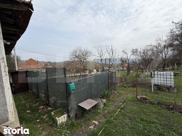 Casa cu 3 camere in suprafata de 80 mp si un teren de 2000 mp - 2
