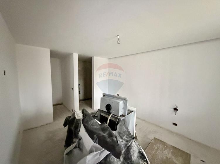 Casă cu 4 camere de vânzare - 5