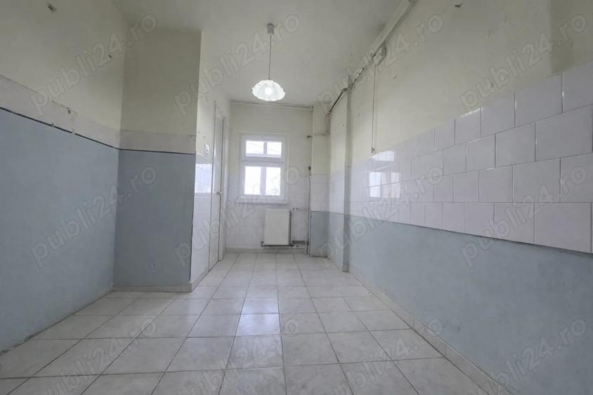 Oportunitate investi?ie Apartament 3 camere, ultracental Marghita - 4