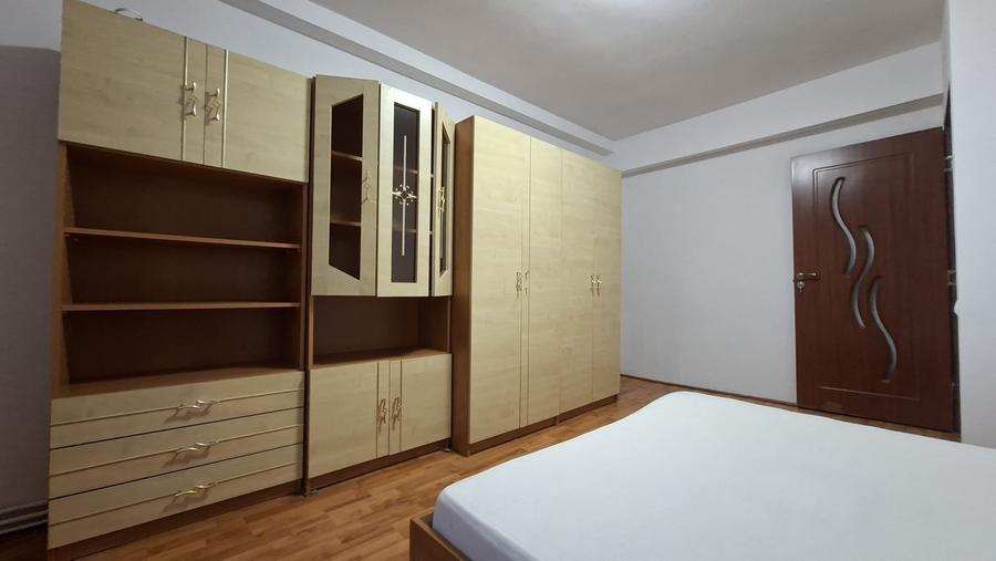 De vanzare apartament 2 cam, Tg. Mures, 7 Noiembrie Zona UMF - 1