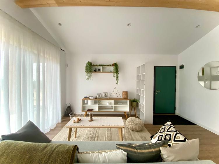 Casuta de vanzare cu ponton pe lacul Snagov - 2