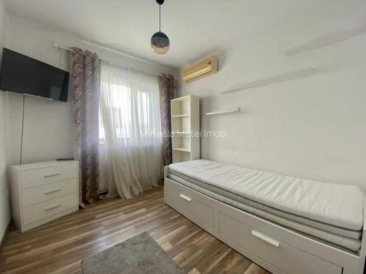 Apartament 4 camere cu 4 băi/ Vasile Lascar/ Metrou Stefan cel Mare Apartament 4 camere cu 4 băi/ Vasile Lascar/ Metrou Stefan cel Mare