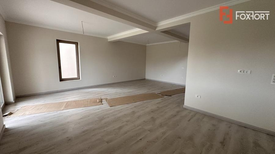 Duplex cu 5 camere despartit prin garaj, zona Giroc - 14