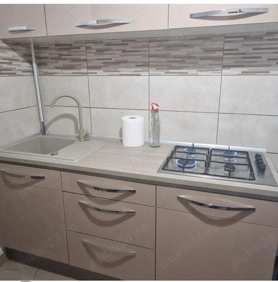 Inchiriez garsoniera, Nufarul - 1