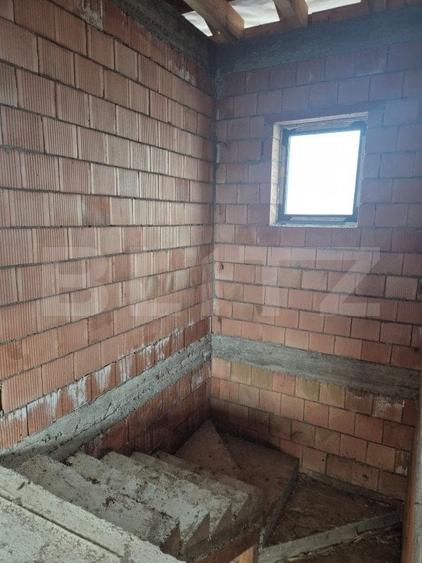 Vila noua de vanzare la intrare in Corunca - 10