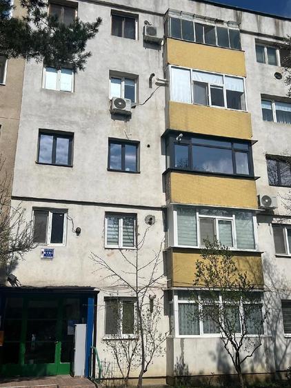 apartament de vanzare - 2