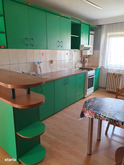 Apartament 3 camere, 2 balcoane, 2 bai - 1