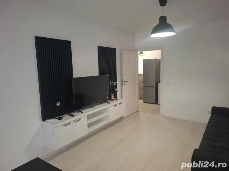Inchiriez apartament cu doua camere Inchiriez apartament cu doua camere