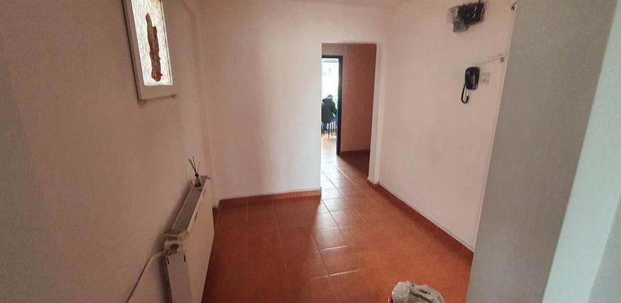 Apartament patru camere zona Tei , Sector 2 , Bucursti - 5