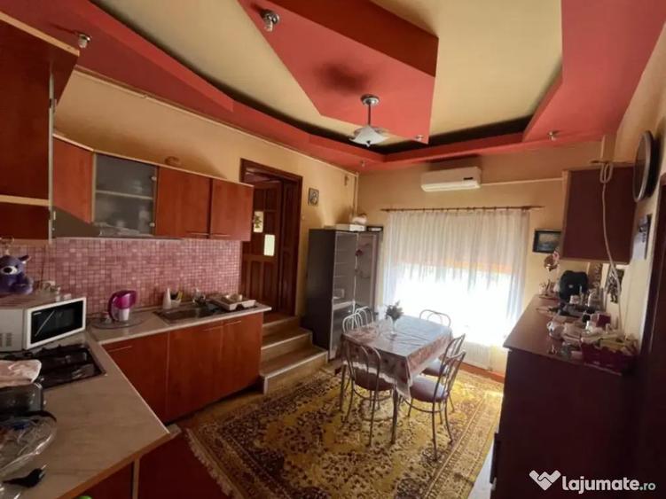 Apartament 2 camere, semidecomandat - Centrul Istoric - 1