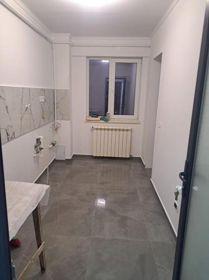Apartament cu 2 camere decomandat în Cazasu