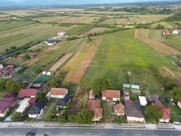 Casă de vânzare in Hideaga la drumul National - 4