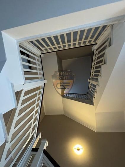 Casa rezidentiala 5 camere 230mp curte 200mp KM5 soseaua Mangaliei - 10