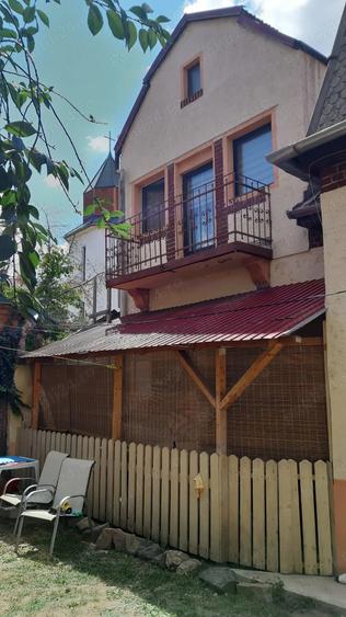 Casa P+E zona P-ta Mica + spatiu birou la Strada G.Cosbuc - 10