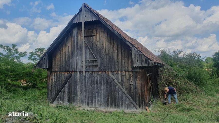 Vind teren intravilan sau extravilan Cacova Ierii - 6
