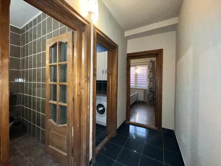 Apartament cu o camera, curte comuna, zona ultracentrala - 2