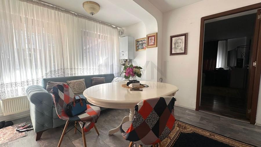 REV2004855 Vila de vanzare Aviatiei - 2