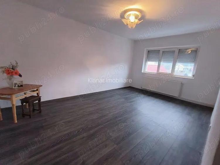 Super oferta luna aceasta! Apartament 3 camere de vanzare Super oferta luna aceasta! Apartament 3 camere de vanzare