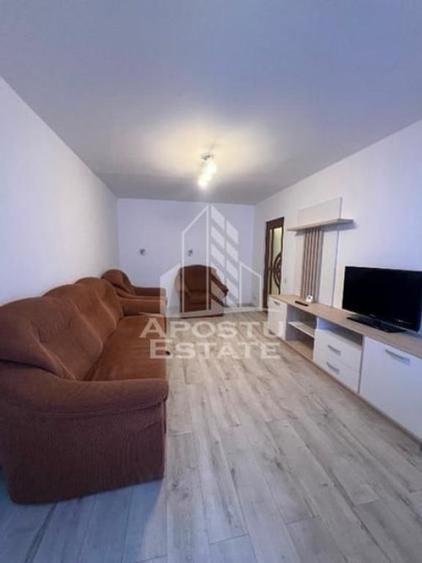 Apartament 3 camere,centala proprie, decomandat, Zona Lip... - 2