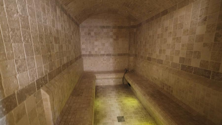 Vanzare hotel in zona superba de munte cu priveliste incredibila din camere - 43