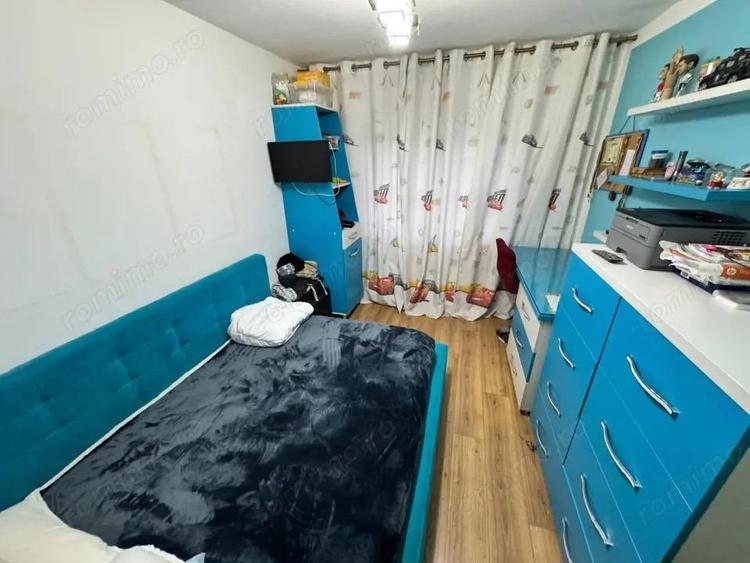 Apartament 3 camere, 73 mp, zona Rovine - 4