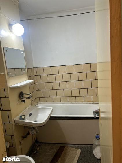 Garsonieră semidecomandată în Valea Rosie