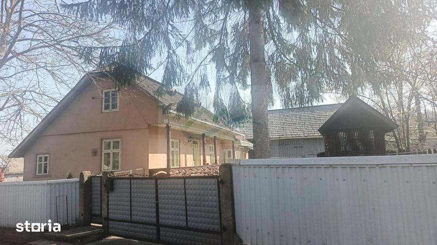 Casă cu 3 camere cu Teren 2700 Mp în Drăgoiești