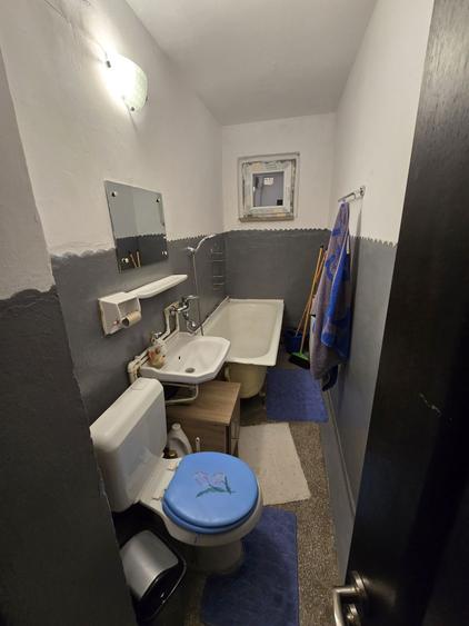 Inchiriez apartament - 3