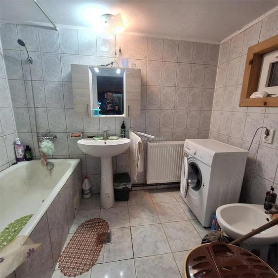 BOCSA Montana, Casa Cocheta cu curte . - 16