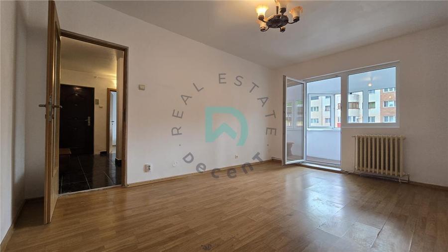 Apartament cu 2 camere decomandat în Răcădău