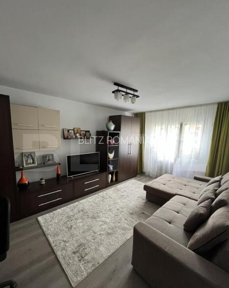 Apartament 2 camere, 57 mp, etaj 3, complet mobilat, zona Bi