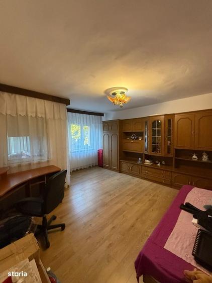 Apartament cu 2 camere decomandat în George Enescu