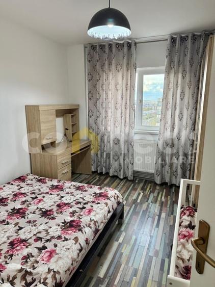 Apartament cu 4 camere decomandat, mobilat în Mărăști