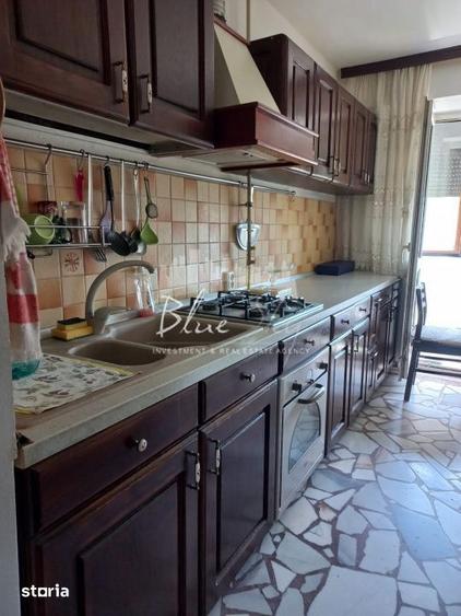 Apartament cu 4 camere decomandat, mobilat în Tomis I