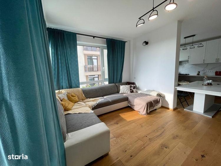 Apartament cu 4 camere semidecomandat, mobilat în Europa