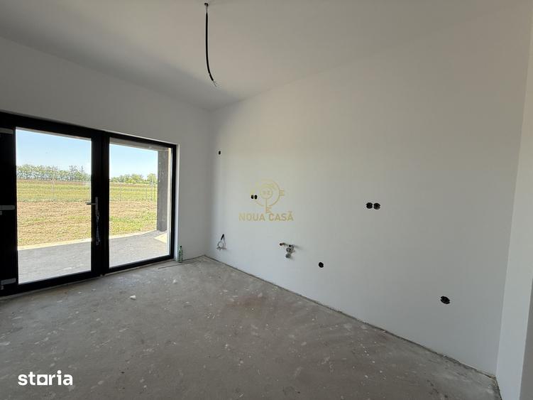 Casă cu 4 camere cu Teren 650 Mp în Odoreu