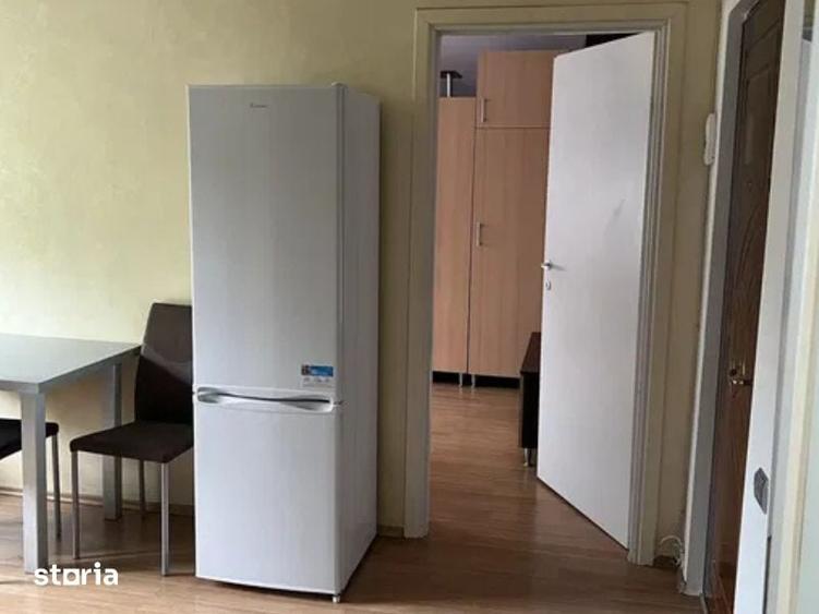 Apartament cu 3 camere semidecomandat în Mărăști