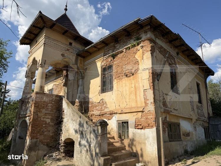 Casă cu 4 camere în Leșile