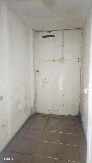Spațiu comercial, de 86 mp, în Cloșca