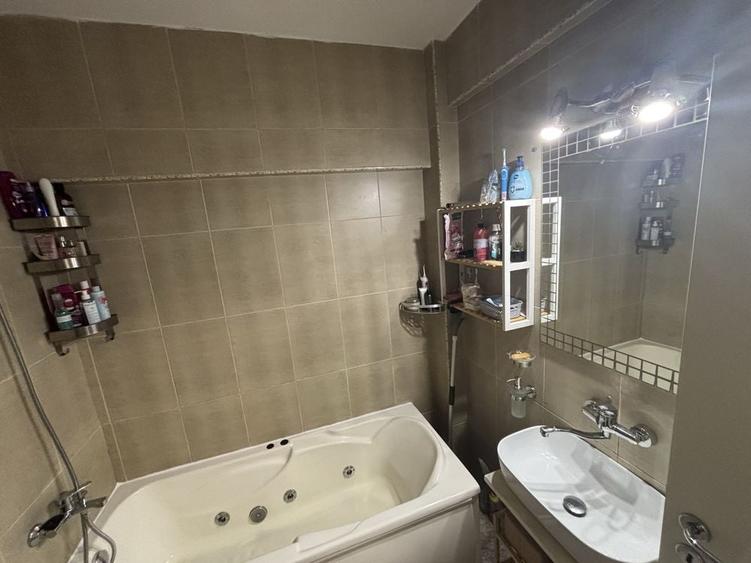 Apartament cu 2 camere semidecomandat în Ștrand