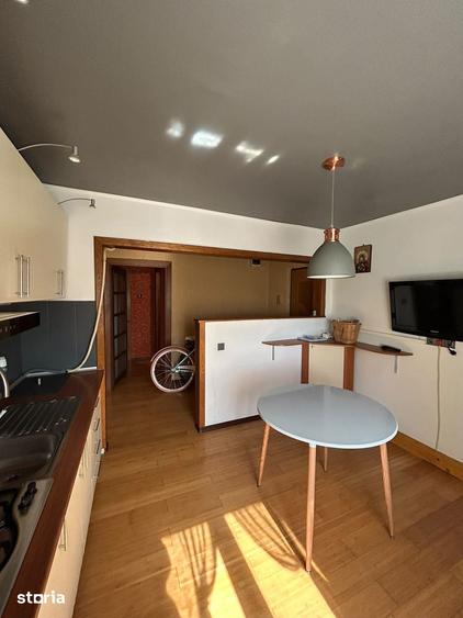 Apartament cu 3 camere în Sud