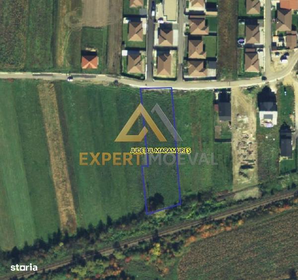 Teren de 968 mp, în Recea