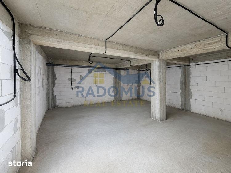 Casă cu 4 camere cu Teren 3000 Mp în Boldești