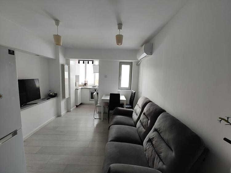 Apartament cu 3 camere decomandat în Ultracentral