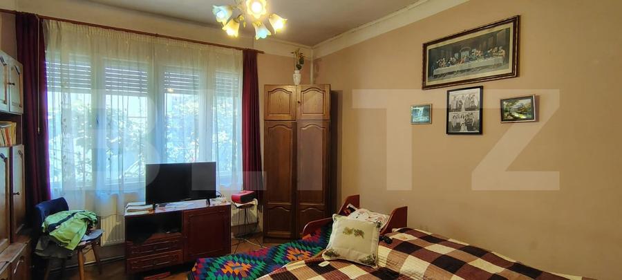 Casă individuală cu 4 camere cu Canalizare în Dâmbul Rotund
