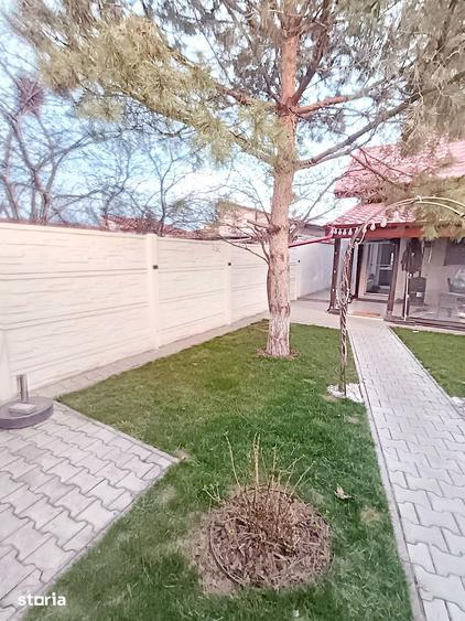 Casă cu 4 camere cu Teren 400 Mp în Chiajna